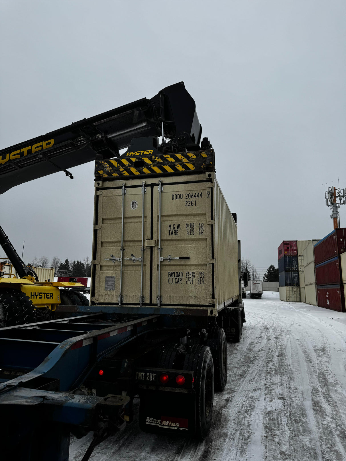 DDDU2064449 - 20' New/One-Trip Shipping Container