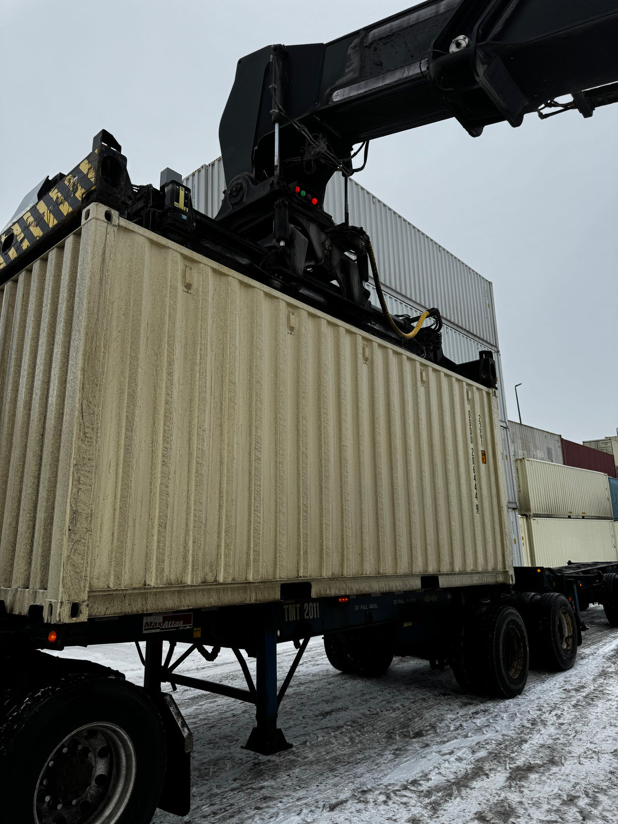 DDDU2064449 - 20' New/One-Trip Shipping Container