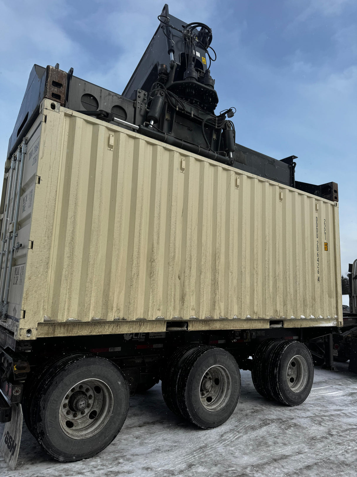 DDDU2064264 - 20' New/One-Trip Shipping Container
