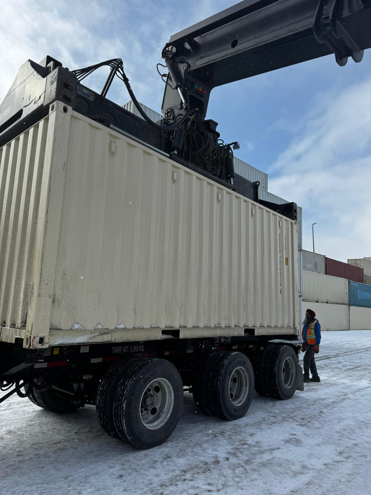 DDDU2064264 - 20' New/One-Trip Shipping Container