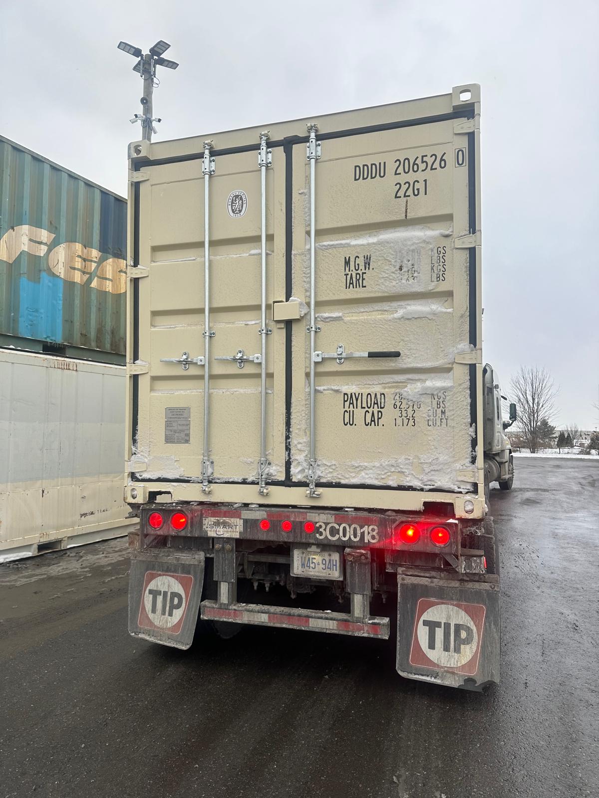 DDDU2065260 - 20' New/One-Trip Shipping Container