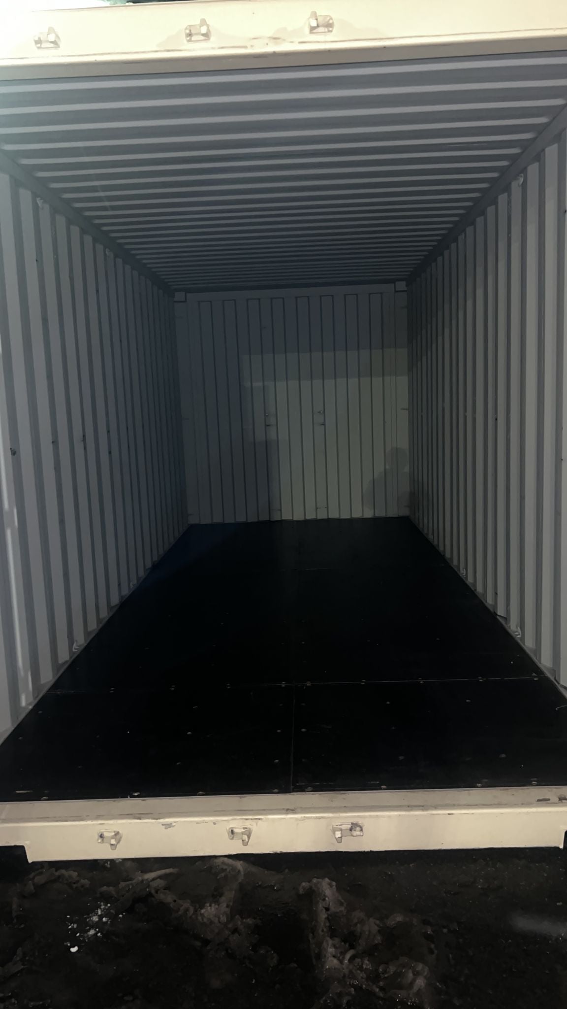 DDDU2065276 - 20' New/One-Trip Shipping Container