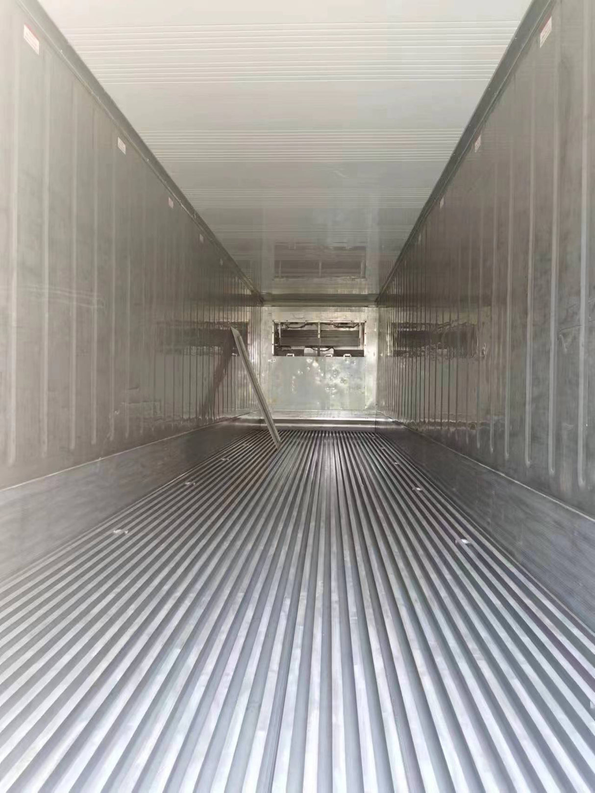 40' Used CW Reefer (Refrigerated Container)