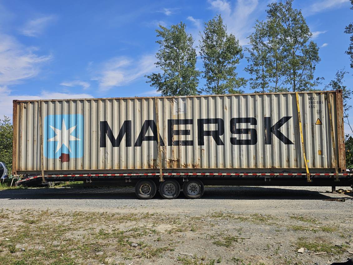 MSKU9903604 - 40' High Cube Used Shipping Container