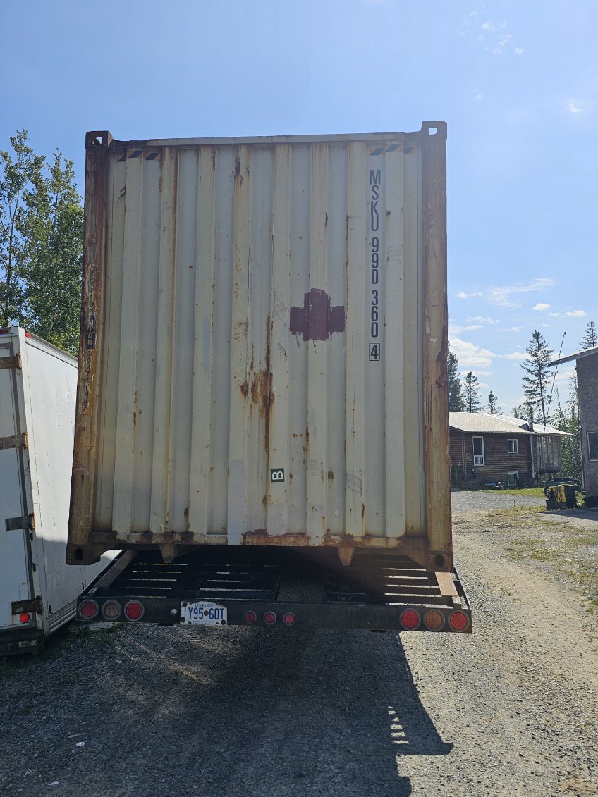 MSKU9903604 - 40' High Cube Used Shipping Container