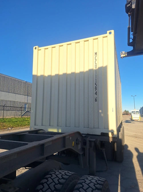 MCCU1115946- 20' New/One-Trip Shipping Container