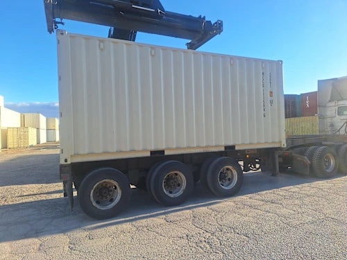 MCCU1115946- 20' New/One-Trip Shipping Container