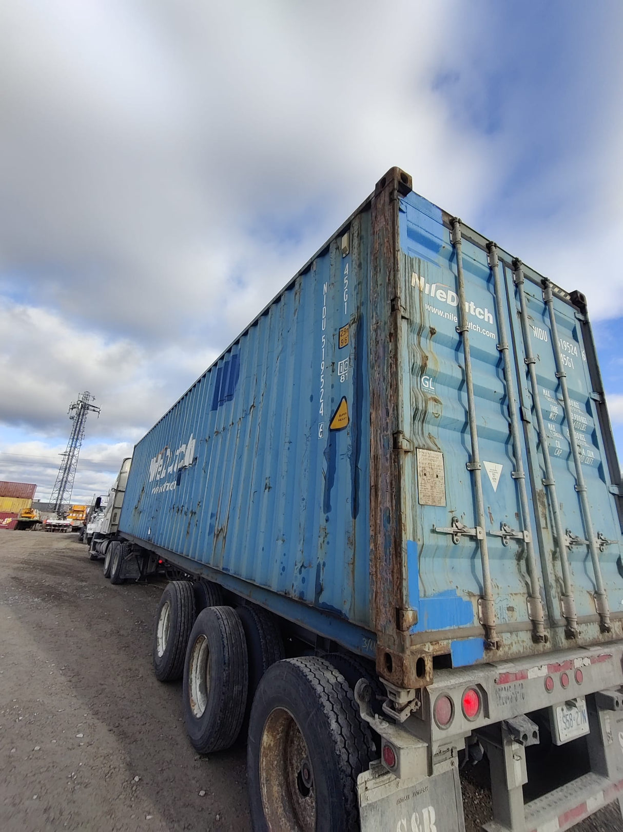 NIDU5195246 - 40' High Cube Used Container (BUR)