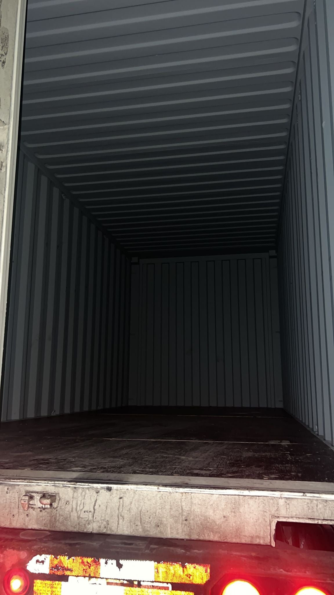 DDDU2064460 - 20' New/One-Trip Shipping Container