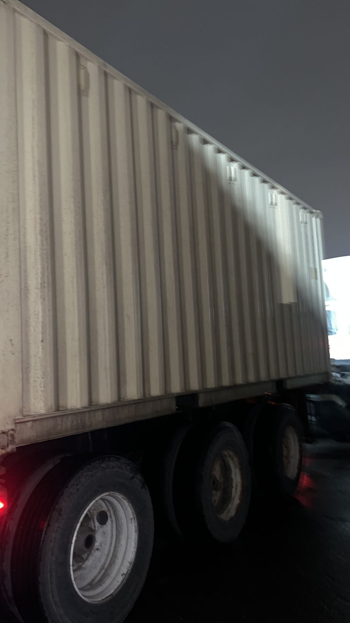 DDDU2064460 - 20' New/One-Trip Shipping Container