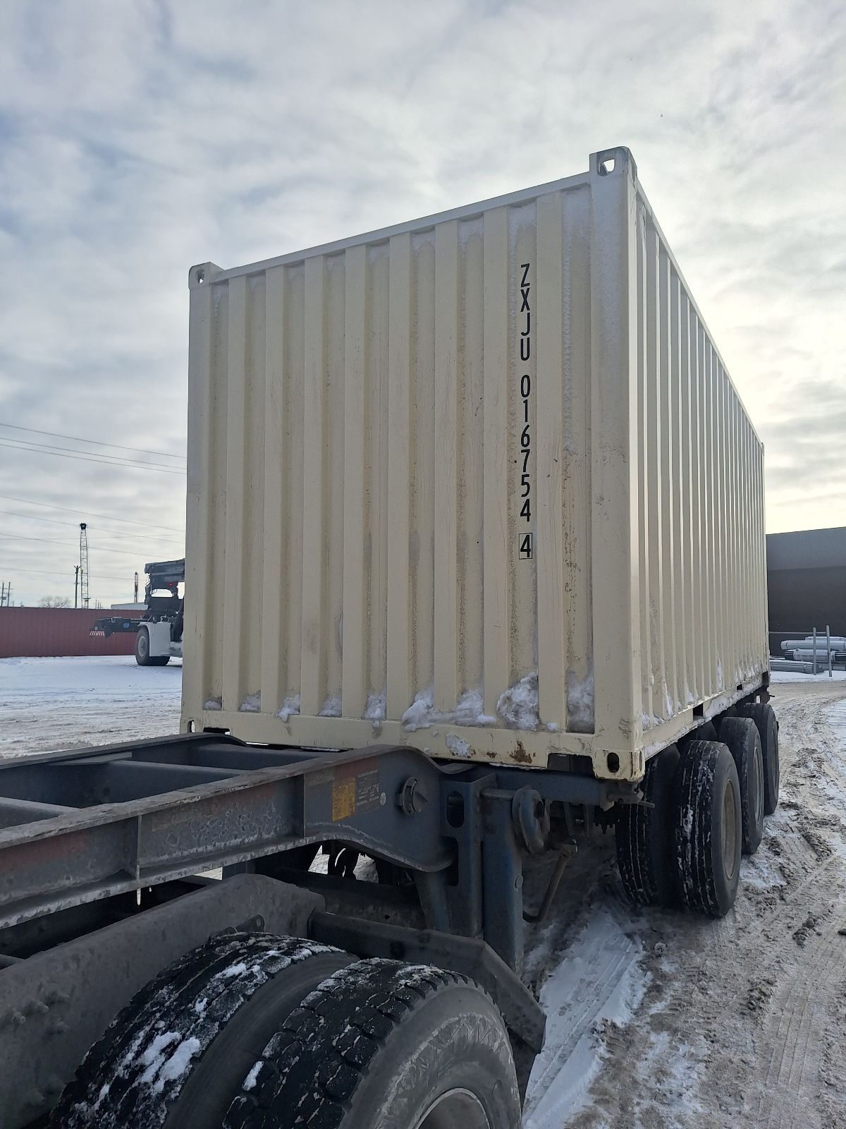 ZXJU0167544 - 20' New/One-Trip Shipping Container