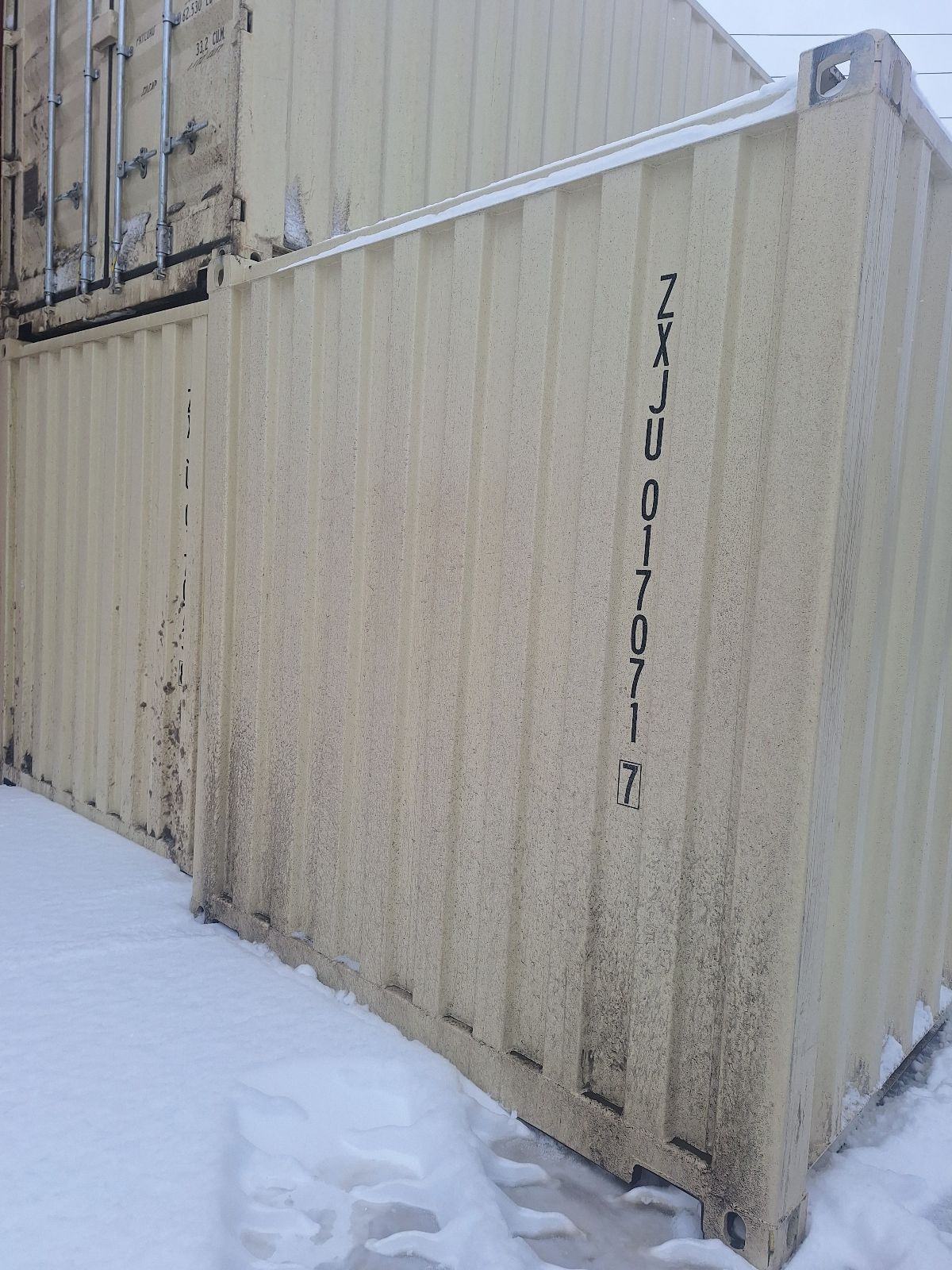 ZXJU0170717 - 20' New/One-Trip Shipping Container