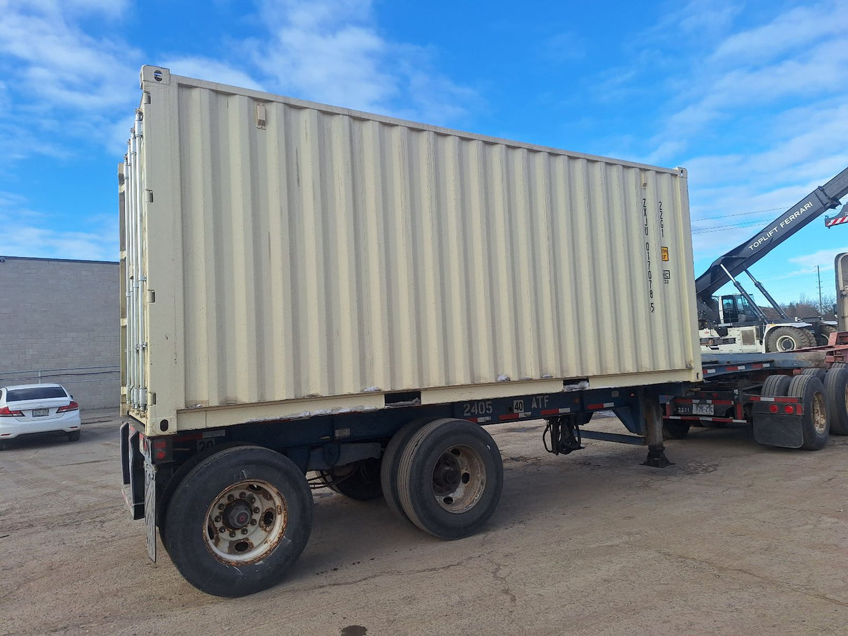 ZXJU0170785 - 20' New/One-Trip Shipping Container