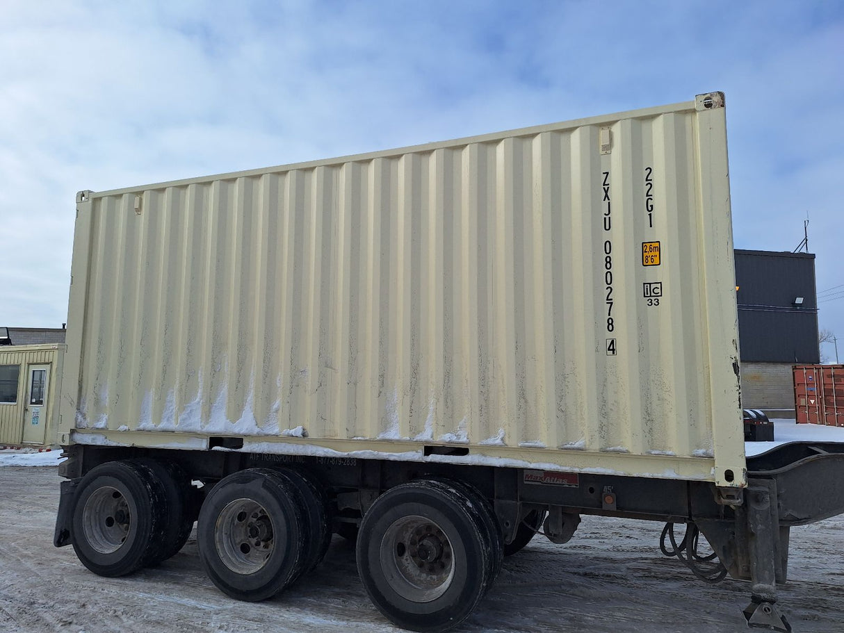 ZXJU0802784 - 20' New/One-Trip Shipping Container