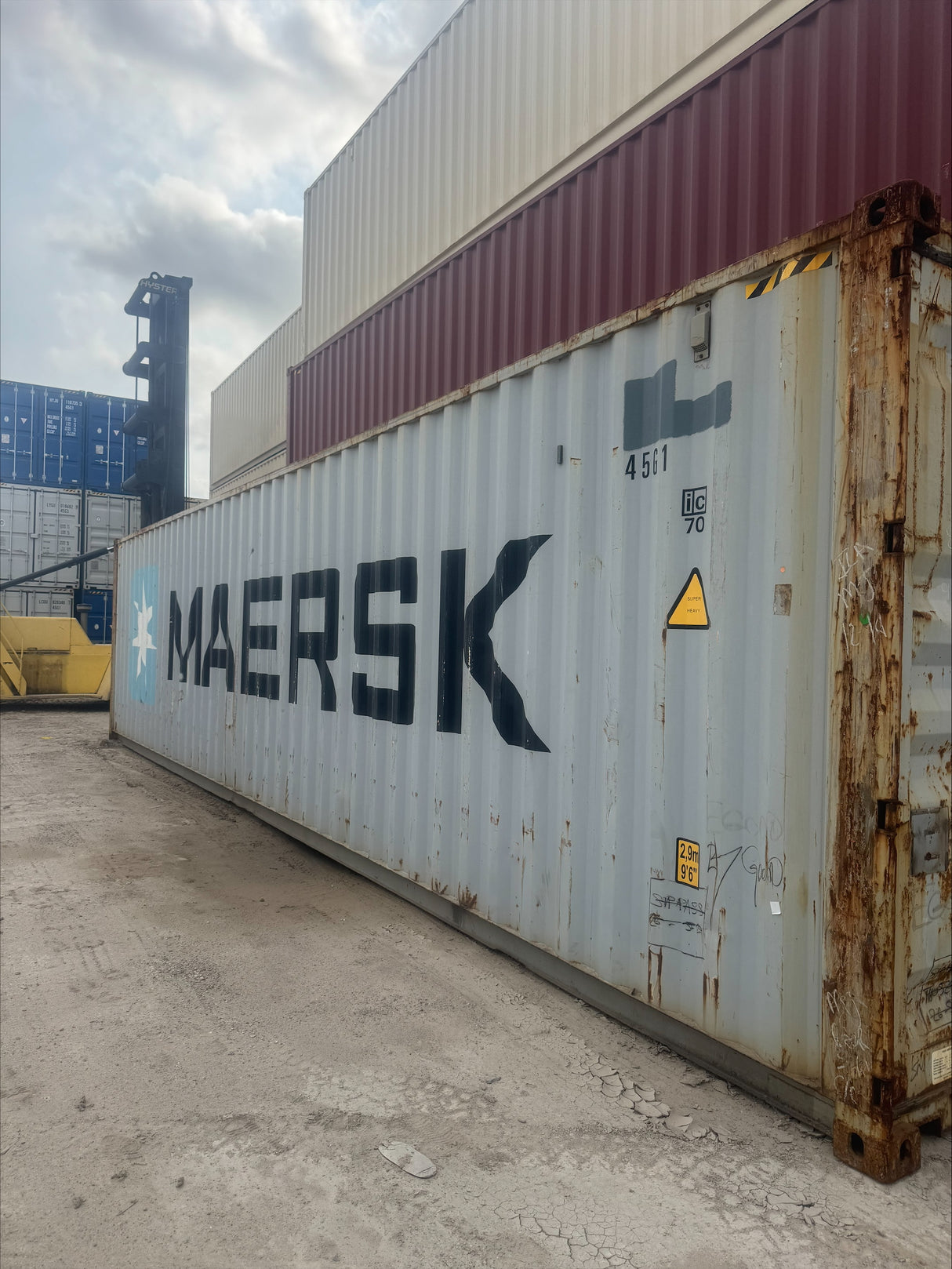 MRKU2291594 - 40' High Cube Used Shipping Container